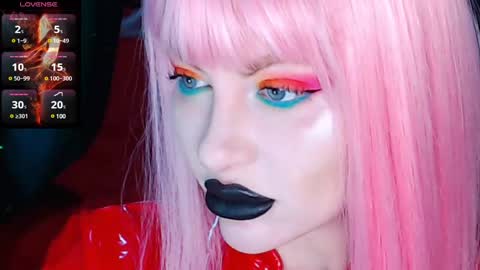 Roxy online show from December 6, 2024, 2:28 pm