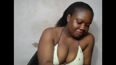 crazyslut17 online show from September 22, 2025, 11:23 am