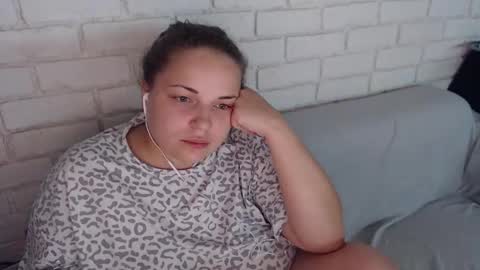 Snapshot of crazyy_girl_ chatting on October 21, 2025, 4:30 pm Crazyy Girl  online show from October 21, 2025, 4:30 pm