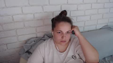 Snapshot of crazyy_girl_ chatting on October 23, 2025, 3:00 pm Crazyy Girl  online show from October 23, 2025, 3:00 pm