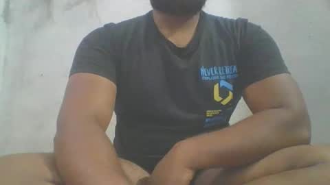 crazzy_booy online show from March 1, 2026, 3:41 am