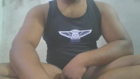 crazzy_booy online show from May 7, 2026, 4:51 am