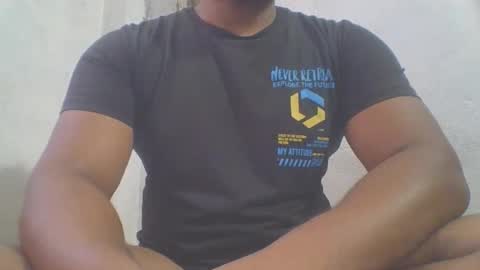 crazzy_booy online show from May 10, 2026, 3:33 am