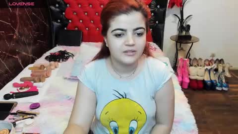 Ana  online show from February 6, 2025, 1:27 am