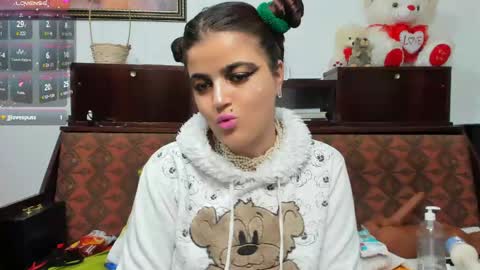 Snapshot of crazzy_pussy chatting on May 10, 2026, 2:44 pm Ana online show from May 10, 2026, 2:44 pm