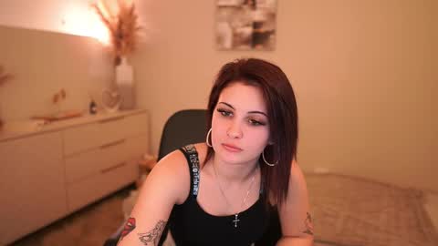 Snapshot of creambaby18 chatting on March 1, 2026, 2:08 pm creambaby18 online show from March 1, 2026, 2:08 pm