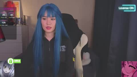 Snapshot of creammeow chatting on February 11, 2026, 2:27 am Alina online show from February 11, 2026, 2:27 am