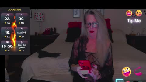 Snapshot of creampiekaty chatting on November 15, 2025, 12:30 am CreampieKaty online show from November 15, 2025, 12:30 am