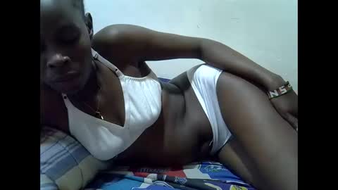 Snapshot of creamy_pussie chatting on May 31, 2026, 8:10 pm creamy_pussie online show from May 31, 2026, 8:10 pm
