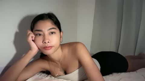 Snapshot of creamy_sexy chatting on October 3, 2025, 6:32 am mika online show from October 3, 2025, 6:32 am