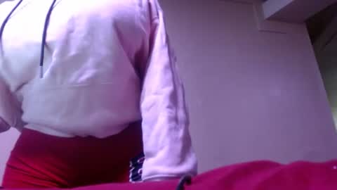 Snapshot of creamyexotica chatting on January 14, 2026, 2:44 pm CreamyExotica online show from January 14, 2026, 2:44 pm