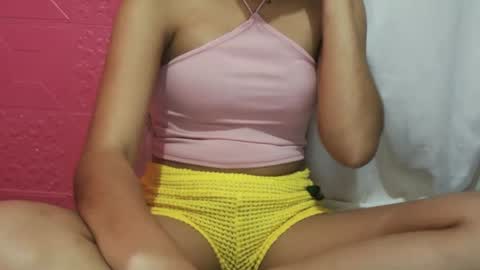 creamyhot_pussy online show from April 5, 2026, 2:36 pm