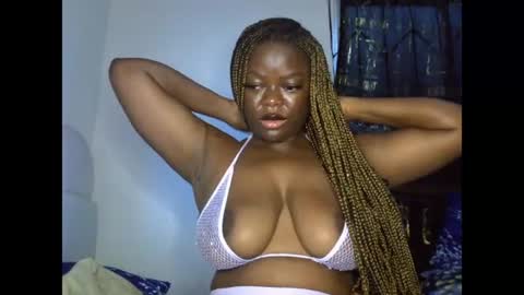 Snapshot of creamypussyxx chatting on June 17, 2026, 10:39 am creamypussyxx online show from June 17, 2026, 10:39 am