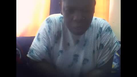 creamyqueen599257 online show from April 4, 2026, 8:56 am