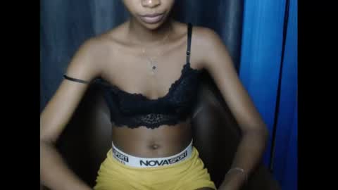 creamyxmuffin online show from February 24, 2025, 11:19 pm