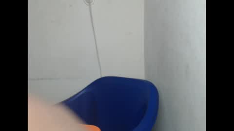 creamyxmuffin online show from March 6, 2025, 7:21 pm