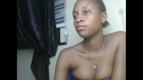 creamyxmuffin online show from March 8, 2025, 12:00 am
