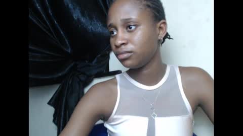 creamyxmuffin online show from March 10, 2025, 4:28 am