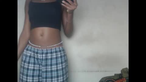 creamyxmuffin online show from September 12, 2025, 10:43 pm