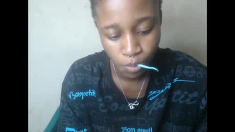 creamyxmuffin online show from September 15, 2025, 6:24 am