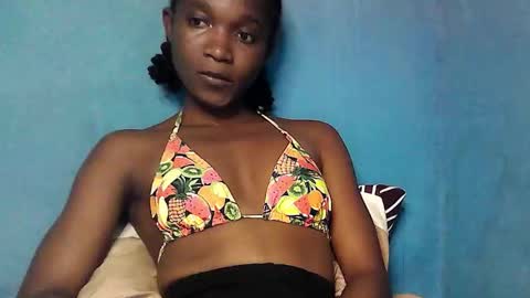 Snapshot of creamyxsugar chatting on November 3, 2025, 5:03 pm creamyxsugar online show from November 3, 2025, 5:03 pm