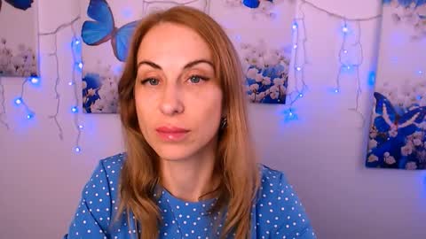 Lera online show from September 23, 2025, 1:14 pm