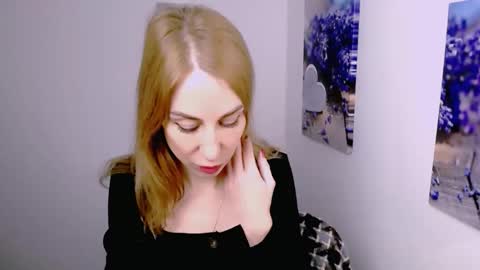 Lera online show from February 5, 2026, 1:49 pm