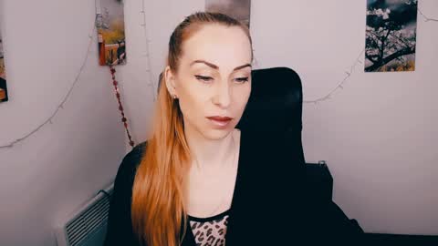 Lera online show from May 17, 2026, 8:12 am