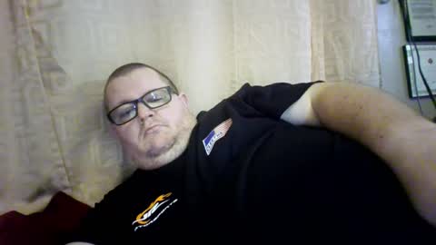 Snapshot of creeeping_death chatting on March 6, 2026, 8:27 pm The hopeless romantic online show from March 6, 2026, 8:27 pm