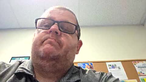 Snapshot of creeeping_death chatting on March 13, 2026, 2:29 am The hopeless romantic online show from March 13, 2026, 2:29 am