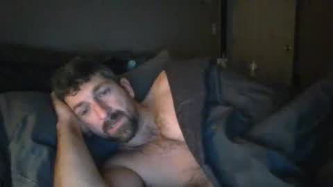 Snapshot of creeksidecouple chatting on October 31, 2025, 12:17 pm Creeksidecouple online show from October 31, 2025, 12:17 pm