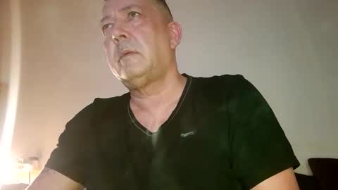 creems2 online show from January 29, 2025, 7:04 am