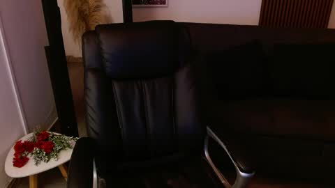 Tatiana  online show from February 25, 2025, 6:14 am