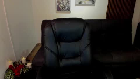 Tatiana  online show from November 14, 2025, 4:22 am