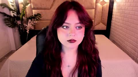 Tatiana  online show from May 8, 2026, 4:51 am