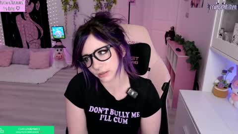 Crimson Kitten online show from April 30, 2026, 12:39 am