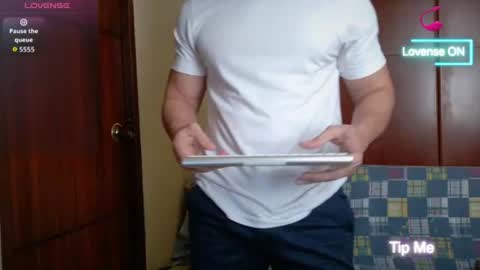 Snapshot of cris2428 chatting on June 24, 2026, 4:39 pm cris2428 online show from June 24, 2026, 4:39 pm