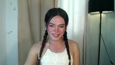 my beautiful cris online show from October 15, 2025, 2:33 am