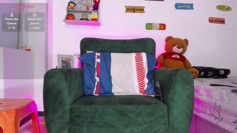 cristian online show from October 8, 2025, 12:41 am