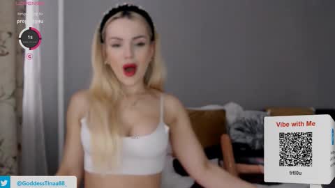 cris_tinne online show from February 19, 2026, 6:53 am