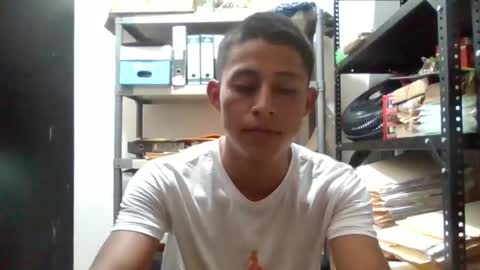 Snapshot of crisosfeliz chatting on November 19, 2025, 7:25 pm crisosfeliz online show from November 19, 2025, 7:25 pm