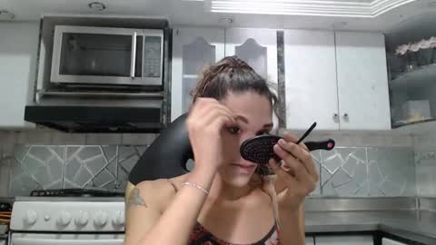 Cristina Onazis online show from May 24, 2026, 5:29 pm