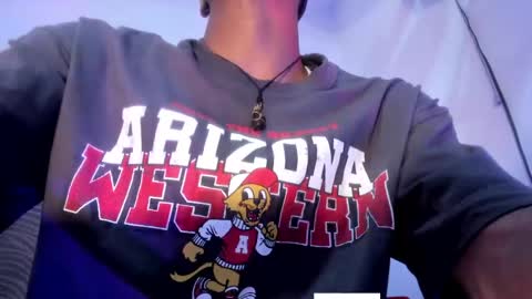 criss_zuri online show from May 9, 2026, 12:32 pm