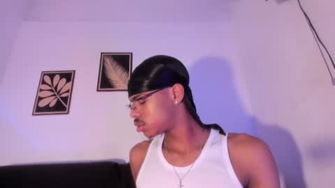 criss_zuri online show from August 8, 2026, 12:40 pm