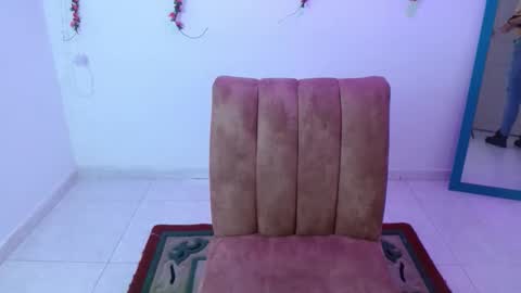 cristal1609 online show from October 27, 2025, 1:15 pm