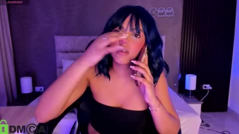 cristal__adams online show from November 4, 2025, 11:42 am