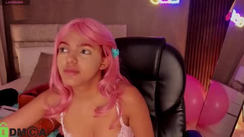 cristal__adams online show from January 18, 2026, 11:36 am