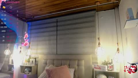 Snapshot of cristal__hot_1 chatting on September 28, 2025, 4:07 am Cristal online show from September 28, 2025, 4:07 am