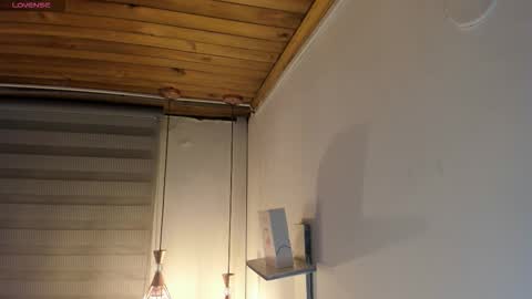 Cristal online show from February 2, 2026, 4:00 am