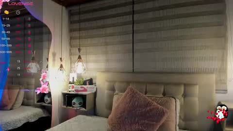 Cristal online show from June 12, 2026, 4:33 am